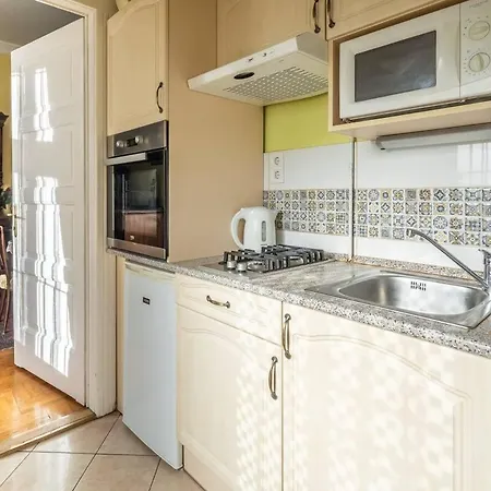 Vámház Boulevard *