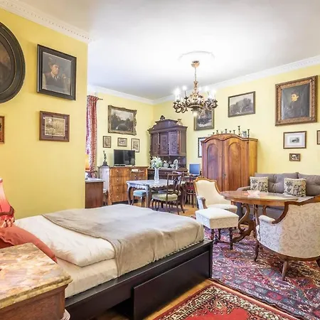 Vamhaz Boulevard Апартаменты *